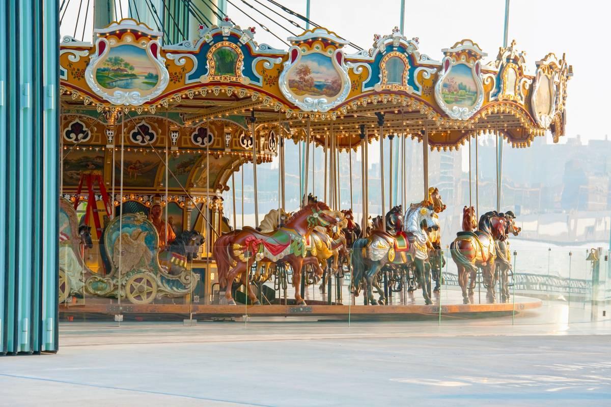 Jane's Carousel | The Official Guide to New York City