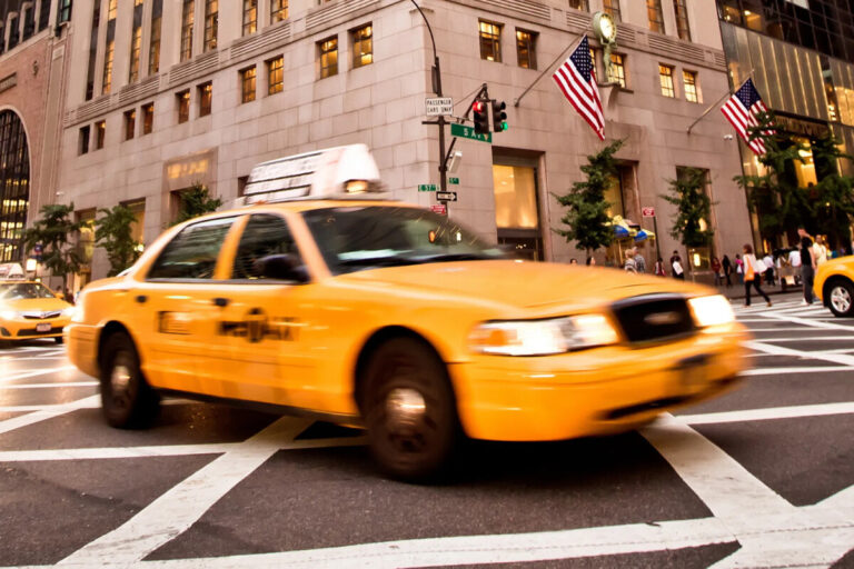 What Happens To Taxi In New York Taxi Driver Riot And Crisis Trouble 