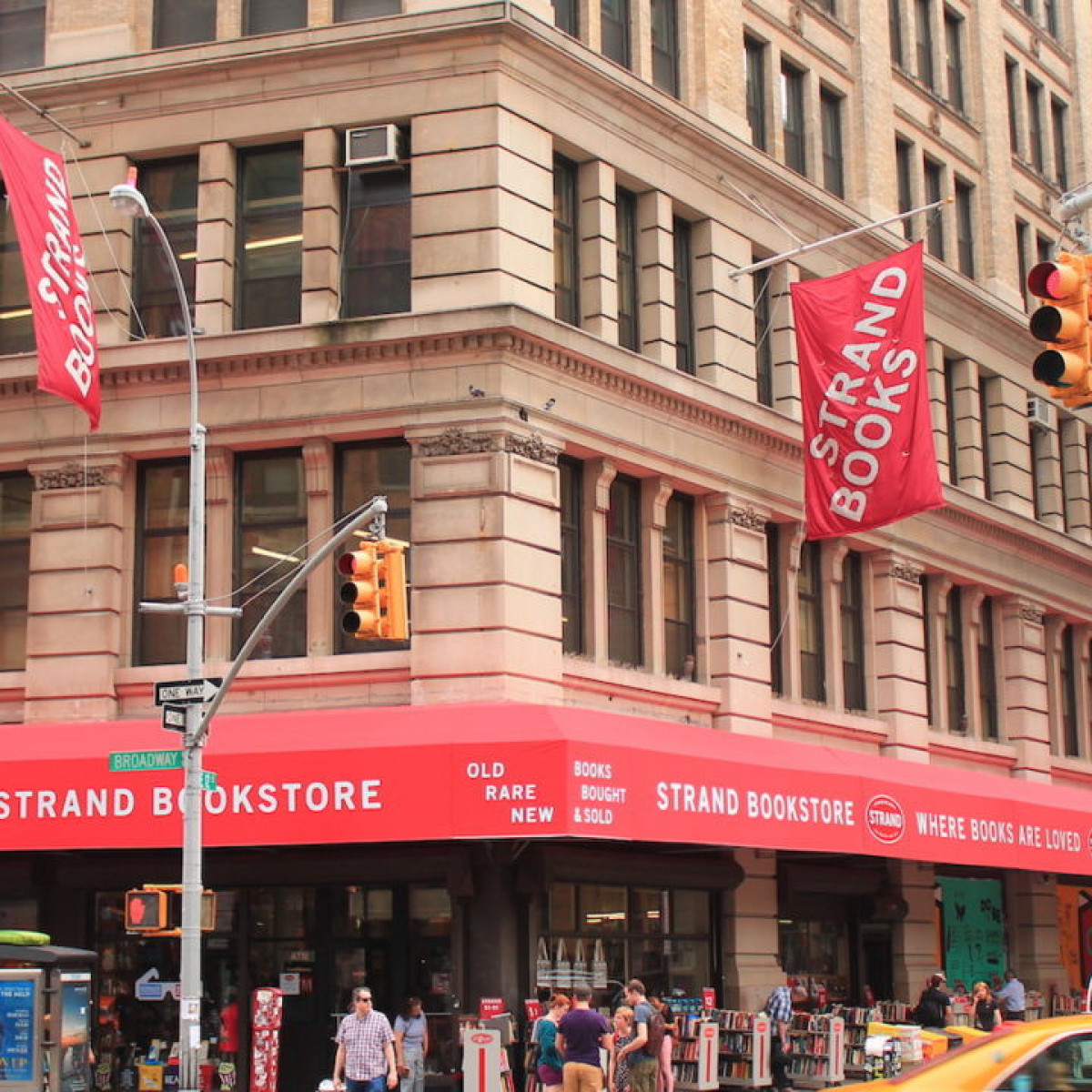 7 Great Bookstores in New York Where to Find Something Interesting